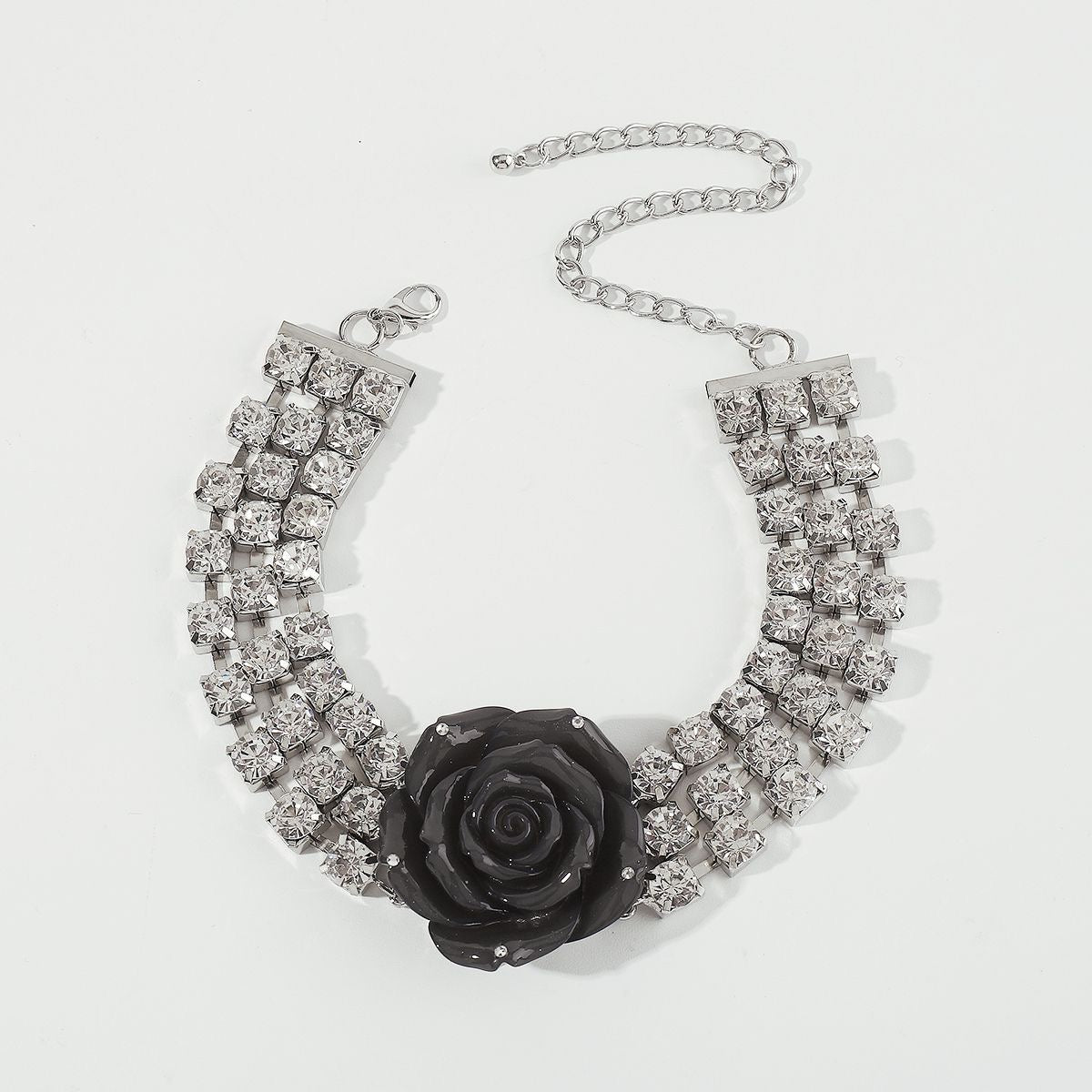 Choker flower