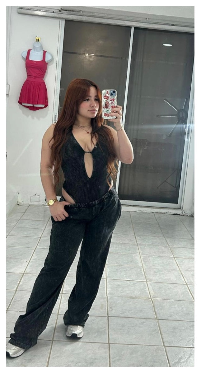 Set night black